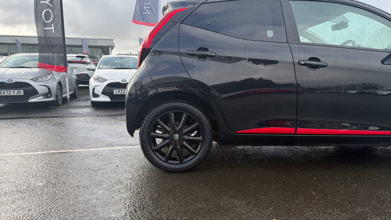 Toyota Aygo 1.0 VVT-i X-Press 5dr Petrol Hatchback